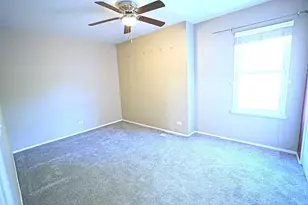 2684 Waterford Ct, Aurora, IL 60502 - Photo 13