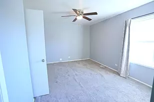 2684 Waterford Ct, Aurora, IL 60502 - Photo 15
