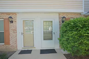 2684 Waterford Ct, Aurora, IL 60502 - Photo 3