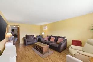 292 Bensley Ave, Calumet City, IL 60409 - Photo 9