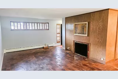 645 Judge Avenue, Waukegan, IL 60085 - Photo 9