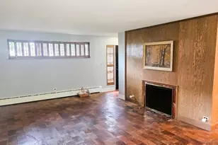 645 Judge Ave, Waukegan, IL 60085 - Photo 9