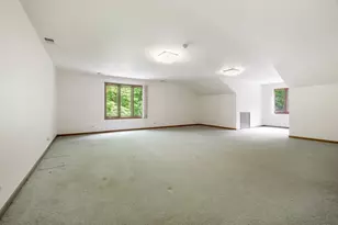 8N258 Brierwood Ln, Elgin, IL 60124 - Photo 25