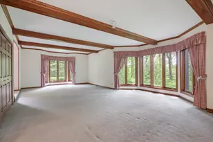 8N258 Brierwood Ln, Elgin, IL 60124 - Photo 5