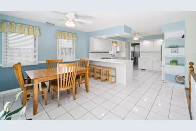 7727 N Oconto Avenue, Niles, IL 60714 - Photo 9