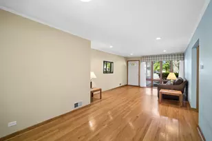 7727 N Oconto Ave, Niles, IL 60714 - Photo 15