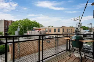 2089 W Wabansia Ave, Chicago, IL 60647 - Photo 13