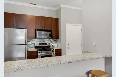 2089 W Wabansia Avenue #202, Chicago, IL 60647 - Photo 7