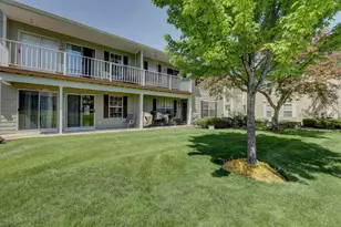 25 Coolidge Ct, Streamwood, IL 60107 - Photo 23