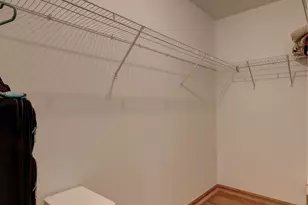 25 Coolidge Ct, Streamwood, IL 60107 - Photo 19