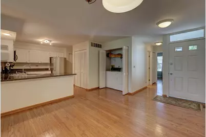 25 Coolidge Court #A, Streamwood, IL 60107 - Photo 5