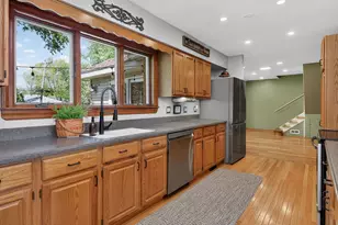 700 E Turner Ave, Roselle, IL 60172 - Photo 7