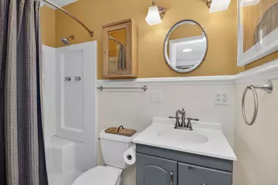 700 E Turner Avenue, Roselle, IL 60172 - Photo 17
