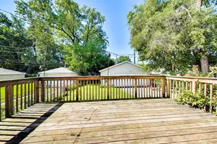 2923 W 97th St, Evergreen Park, IL 60805 - Photo 29