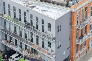 2411 W Walton St, Chicago, IL 60622 - Photo 53
