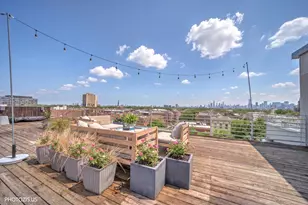 2411 W Walton St, Chicago, IL 60622 - Photo 45