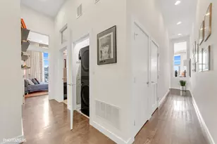 2411 W Walton St, Chicago, IL 60622 - Photo 19