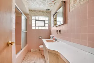 843 W 34th Pl, Chicago, IL 60608 - Photo 11