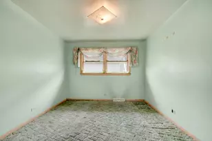843 W 34th Pl, Chicago, IL 60608 - Photo 21