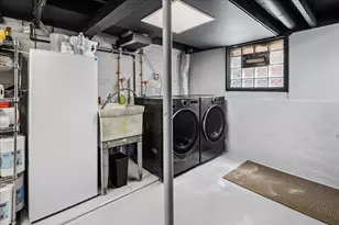 4450 N Kasson Ave, Chicago, IL 60630 - Photo 19