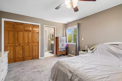 2142 N Summit Street, Wheaton, IL 60187 - Photo 17