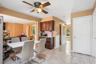 2142 N Summit Street, Wheaton, IL 60187 - Photo 13