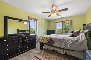 2142 N Summit St, Wheaton, IL 60187 - Photo 25