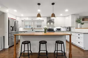 5911 N Keating Ave, Chicago, IL 60646 - Photo 5