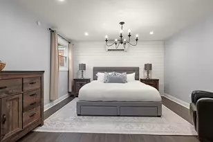 5911 N Keating Ave, Chicago, IL 60646 - Photo 15