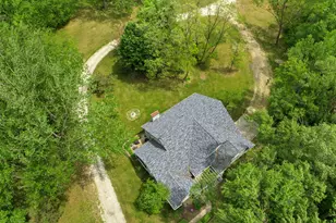 2391 Newburg Rd, Belvidere, IL 61008 - Photo 21