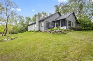 2391 Newburg Rd, Belvidere, IL 61008 - Photo 23