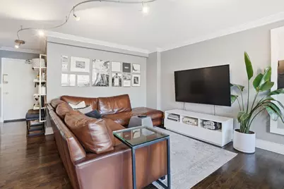 1455 N Sandburg Terrace #504, Chicago, IL 60610 - Photo 7
