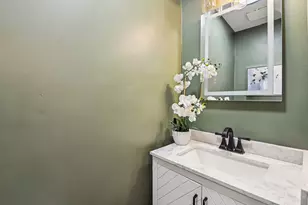 1622 S Central Park Ave, Chicago, IL 60623 - Photo 17