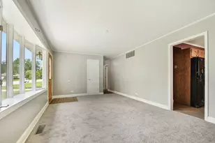 419 S Orchard Dr, Park Forest, IL 60466 - Photo 3