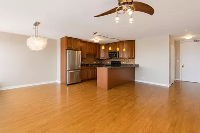 655 W Irving Park Road #5003, Chicago, IL 60613 - Photo 11