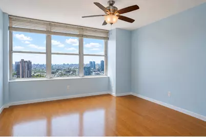 655 W Irving Park Road #5003, Chicago, IL 60613 - Photo 17