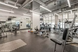 655 W Irving Park Rd, Chicago, IL 60613 - Photo 25