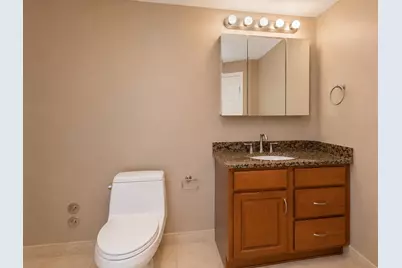 655 W Irving Park Road #5003, Chicago, IL 60613 - Photo 23