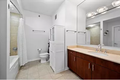757 N Orleans Street #1210, Chicago, IL 60654 - Photo 13