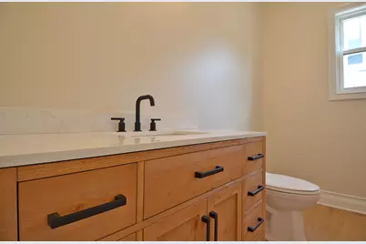 414 2nd Avenue, Ottawa, IL 61350 - Photo 13
