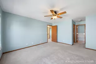 124 W Park Ave, Sugar Grove, IL 60554 - Photo 17
