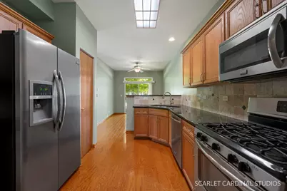 124 W Park Avenue #C, Sugar Grove, IL 60554 - Photo 11