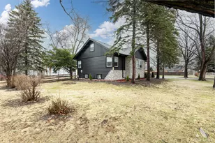 8459 S 85th Ct, Hickory Hills, IL 60457 - Photo 5