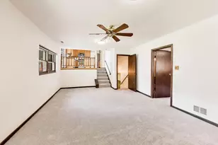 847 College Ave, Matteson, IL 60443 - Photo 15