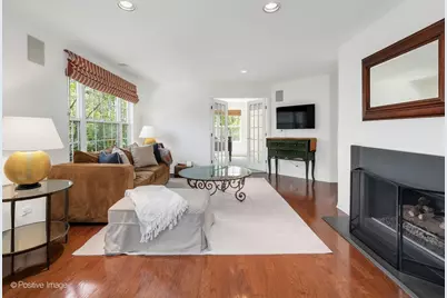 11025 Edgebrook Lane, Indian Head Park, IL 60525 - Photo 15