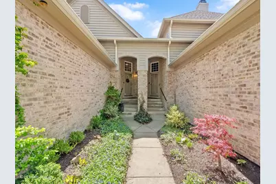 11025 Edgebrook Lane, Indian Head Park, IL 60525 - Photo 31