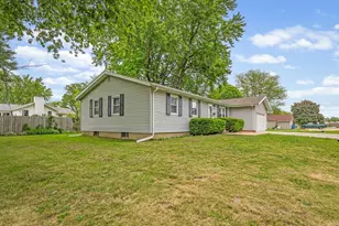 118 W Hawley St, Amboy, IL 61310 - Photo 3