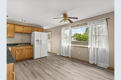 118 W Hawley Street, Amboy, IL 61310 - Photo 5
