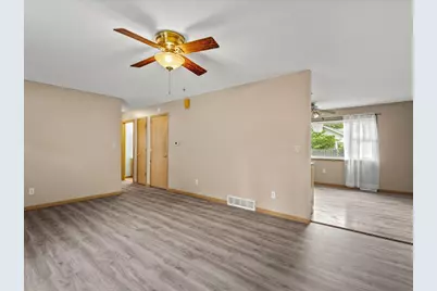 118 W Hawley Street, Amboy, IL 61310 - Photo 9