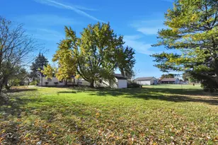 748 73rd Ct, Willowbrook, IL 60527 - Photo 25